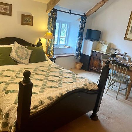 Bed and Breakfast Corndonford Farm Ньютон Эбэт Экстерьер фото